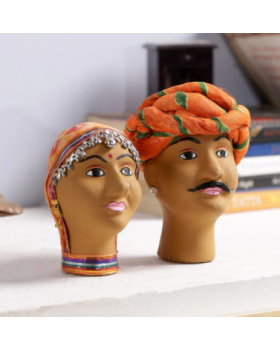 Solid Wood Figurines Set of 2 Solid Wood Figurines Set of 2